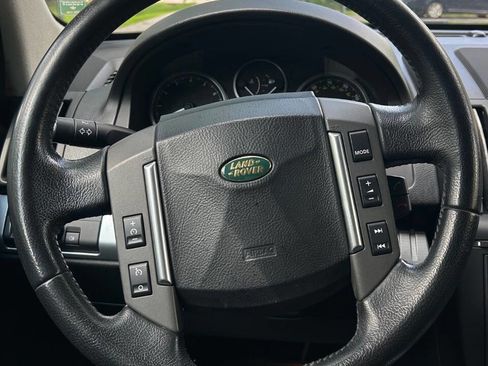 Used 2008 Land Rover LR2 SE image 11