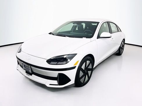 New 2025 Hyundai Ioniq 6 SE image 3