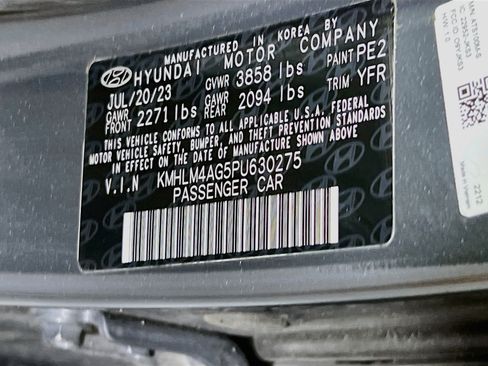 Used 2023 Hyundai Elantra SEL FWD image 29