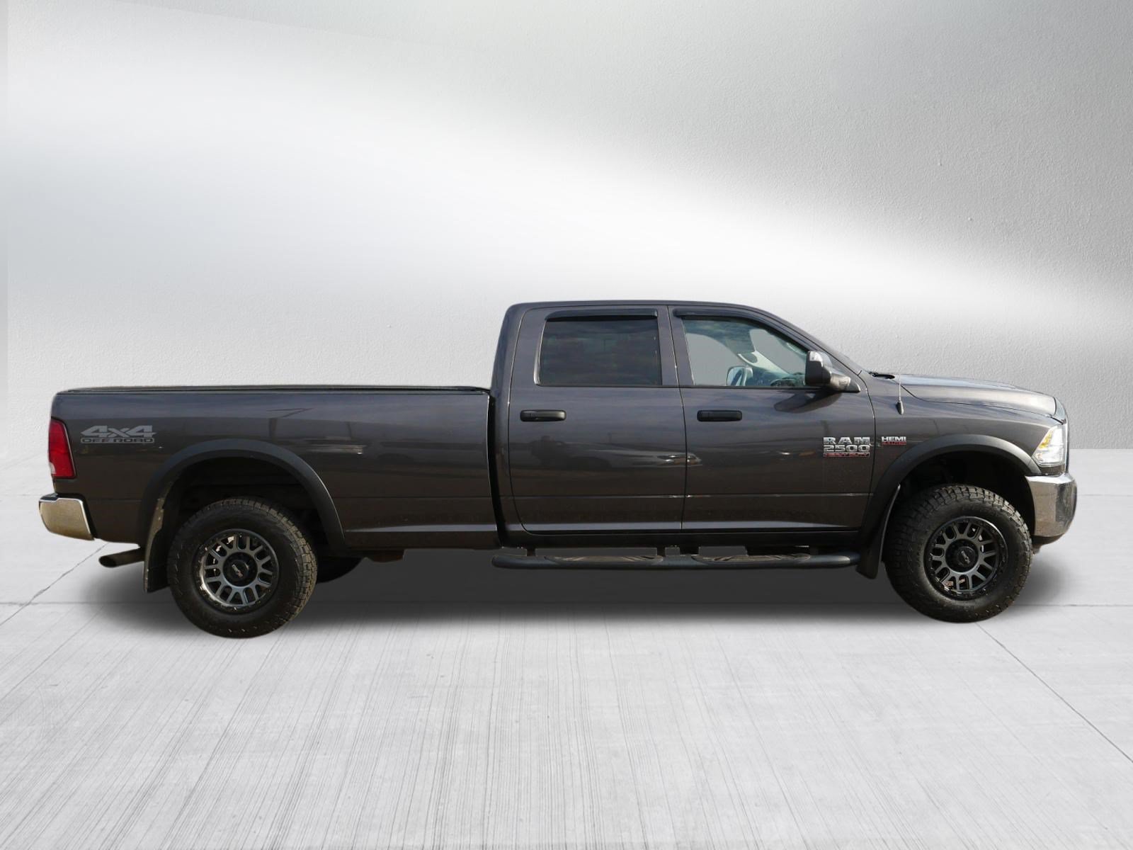 Used 2018 RAM 2500 Tradesman w/ Chrome Appearance Group AWD/4WD image 8
