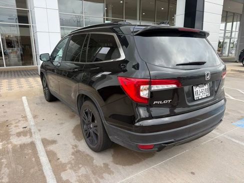 Used 2021 Honda Pilot Special Edition image 3