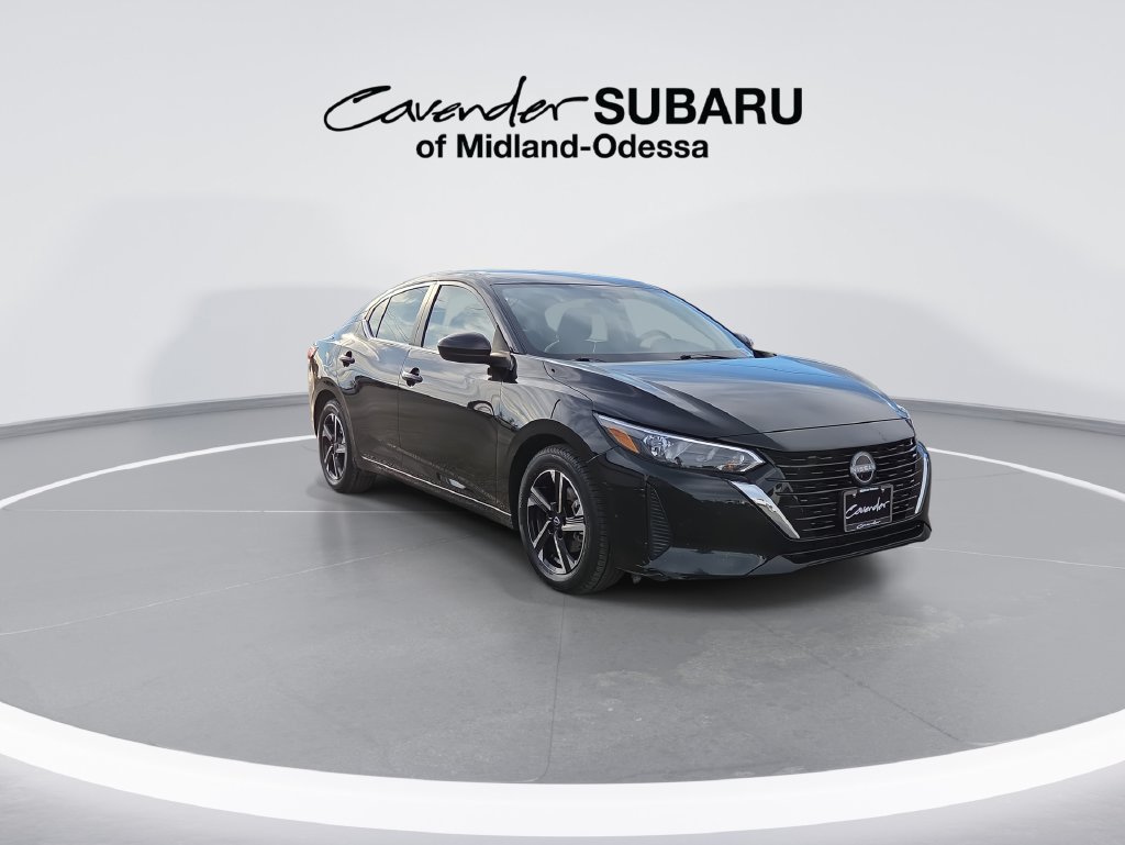 Used 2025 Nissan Sentra SV FWD image 2