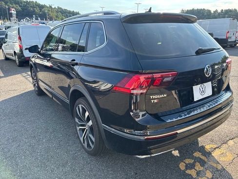 Used 2020 Volkswagen Tiguan SEL Premium R-Line w/ 3rd Row Seat Package AWD/4WD image 5