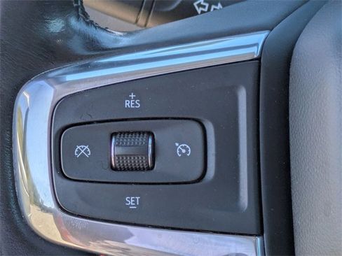 Used 2020 Chevrolet Blazer LT image 20