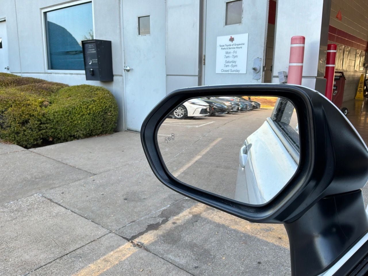 Used 2026 Toyota Camry LE FWD image 21