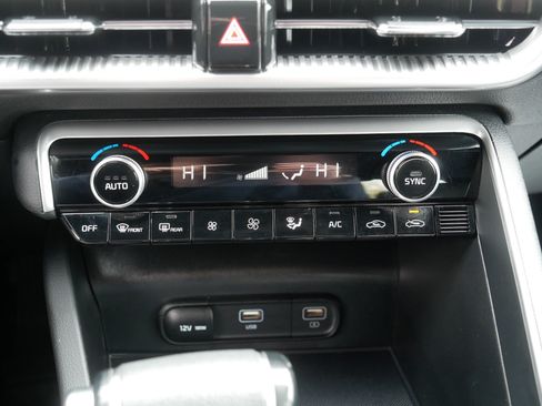 Used 2024 Kia K5 GT-Line AWD/4WD image 23