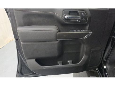 Used 2023 GMC Sierra 2500 AT4 w/ Driver Alert Package I AWD/4WD image 7