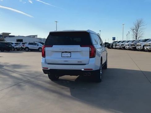 New 2026 GMC Yukon XL Denali w/ Sun & Power Step Package RWD image 8