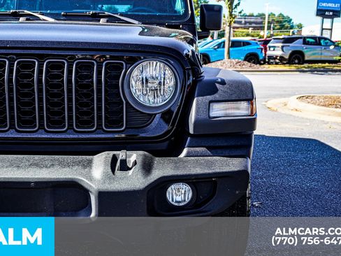 Used 2024 Jeep Wrangler Sport S image 17