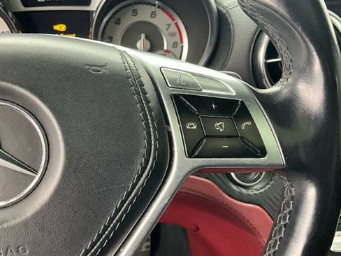 Used 2013 Mercedes-Benz SL 550 image 16