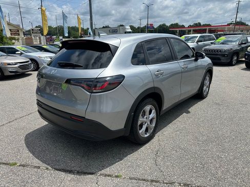 Used 2024 Honda HR-V LX image 5