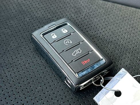New 2026 Jeep Grand Cherokee Altitude RWD image 29