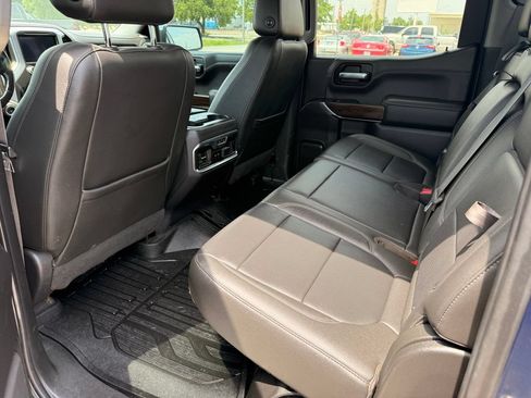 Used 2019 GMC Sierra 1500 SLT w/ SLT Premium Package AWD/4WD image 16