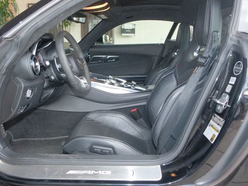 Used 2018 Mercedes-Benz AMG GT C image 36