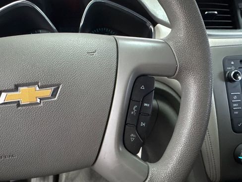 Used 2017 Chevrolet Traverse LS image 13