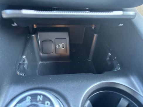 Used 2025 Ford Explorer ST AWD/4WD image 14