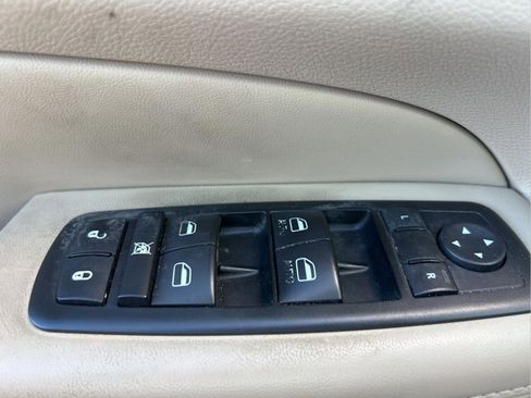 Used 2014 Jeep Grand Cherokee Limited w/ Trailer Tow Group IV image 14