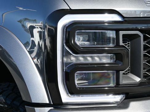 Used 2026 Ford F450 Platinum w/ Platinum Plus Package image 13