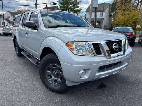 Used 2017 Nissan Frontier S image 3