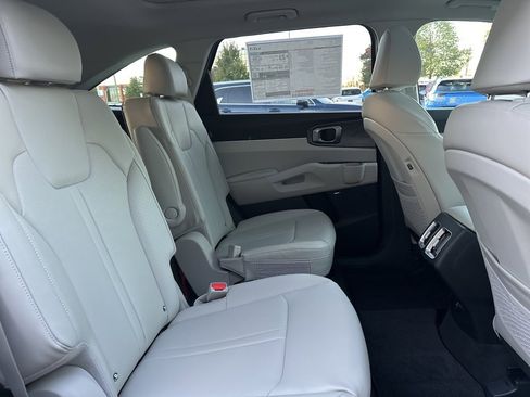 New 2026 Kia Sorento X-Line EX image 16