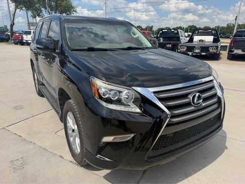 Used 2015 Lexus GX 460 w/ Premium Package AWD/4WD image 4