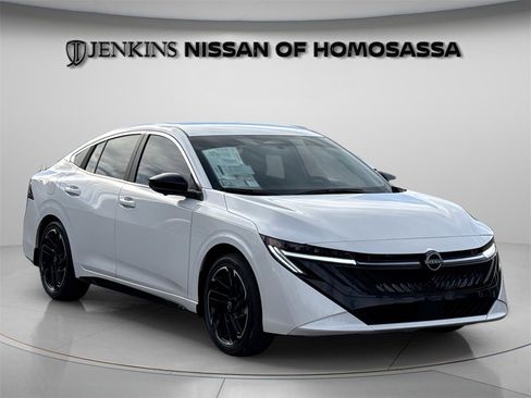 New 2026 Nissan Sentra SR w/ SR Premium Package image 2