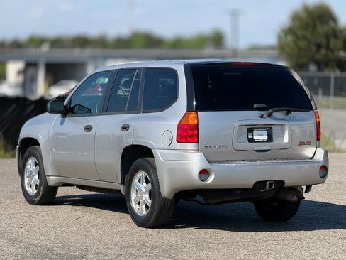 Used 2008 GMC Envoy SLE w/ Sun And Sound Package image 10