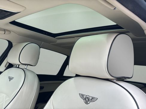 Used 2013 Bentley Mulsanne RWD image 21