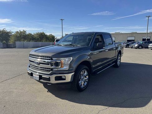Used 2018 Ford F150 XLT w/ Equipment Group 301A Mid image 5
