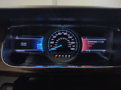 Used 2014 Ford Taurus Limited w/ Equipment Group 301A image 23