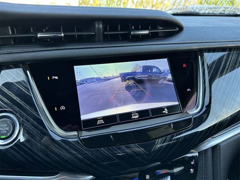 Used 2024 Cadillac XT6 Premium Luxury image 9