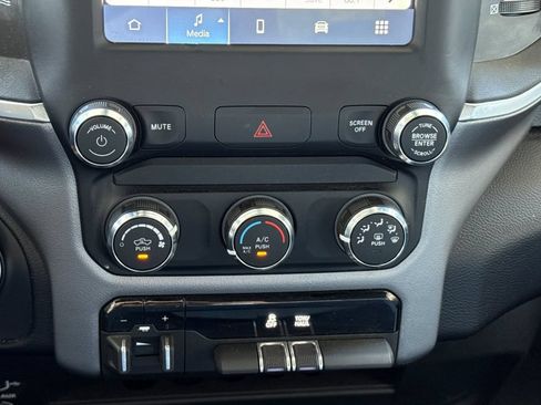 Used 2024 RAM 2500 Big Horn AWD/4WD image 29