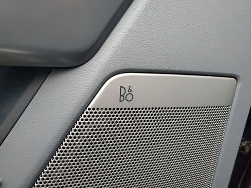 Used 2022 Ford F150 Lariat w/ Equipment Group 502A High image 13