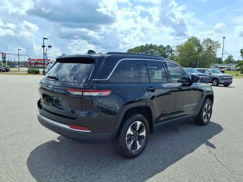 Used 2024 Jeep Grand Cherokee Limited 4xe AWD/4WD image 5