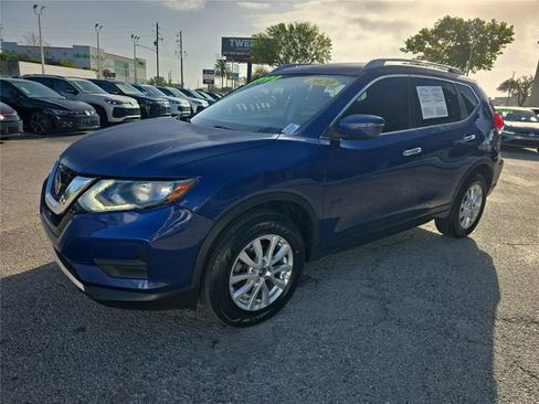 Used 2020 Nissan Rogue SV image 6
