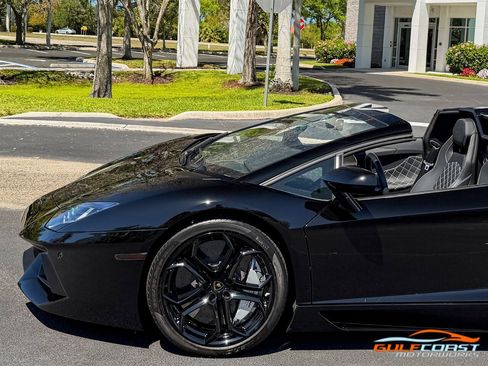 Used 2016 Lamborghini Aventador LP 700-4 image 45