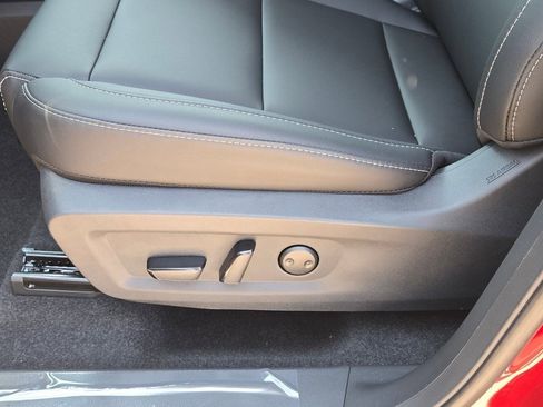 New 2025 Nissan Murano SV image 21