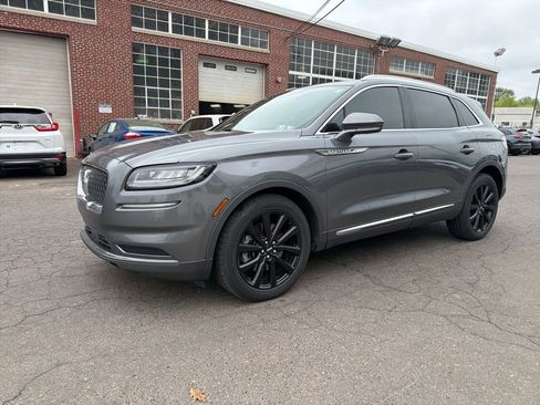 Used 2021 Lincoln Nautilus Reserve w/ Monochromatic Package image 3