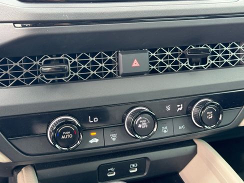 Used 2023 Honda Accord LX image 28