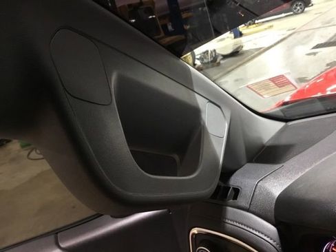 Used 2022 Chevrolet Silverado 1500 LT w/ Z71 Off-Road Package image 42