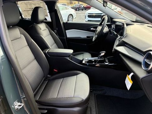 New 2026 Chevrolet Trax LT w/ Driver Confidence Package image 19