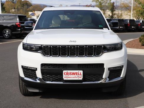 Used 2025 Jeep Grand Cherokee L Limited w/ Luxury Tech Group II image 6