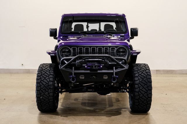 Used 2026 Jeep Gladiator Sport AWD/4WD image 2