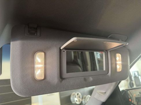 Used 2015 Chevrolet Tahoe LT AWD/4WD image 40