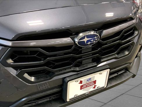 Certified 2024 Subaru Crosstrek 2.5i Limited AWD/4WD image 32