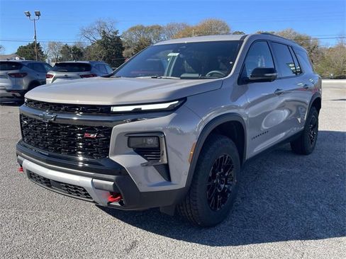 New 2026 Chevrolet Traverse Z71 w/ Enhanced Driving Package image 6