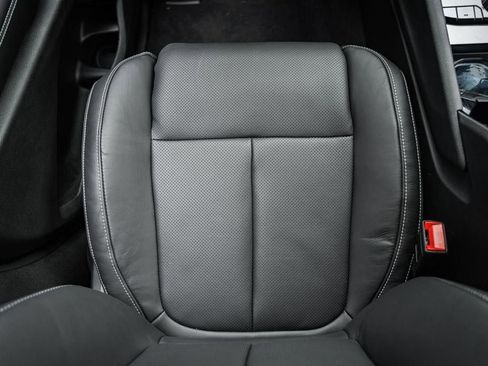 New 2025 Jeep Grand Cherokee Overland w/ Adv Protech Group III AWD/4WD image 31