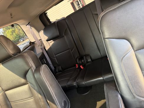 Used 2016 GMC Yukon Denali w/ Open Road Package AWD/4WD image 10