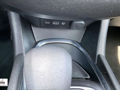 Used 2023 Chevrolet Malibu LT image 31