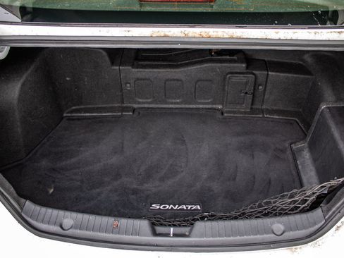 Used 2012 Hyundai Sonata Hybrid image 23